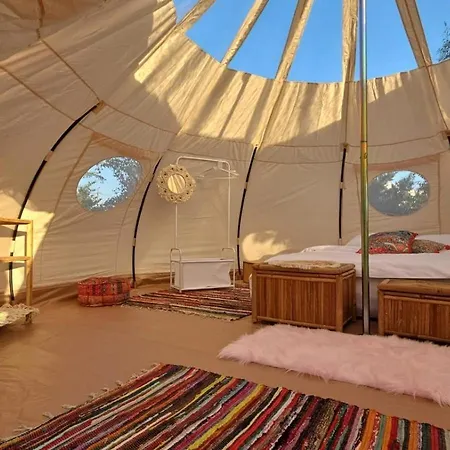 Роскошный шатер Ofidaki Glamping